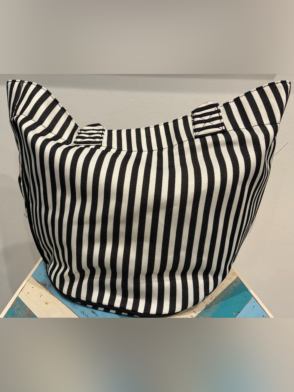 DSW Black & White Striped Women’s tote bag